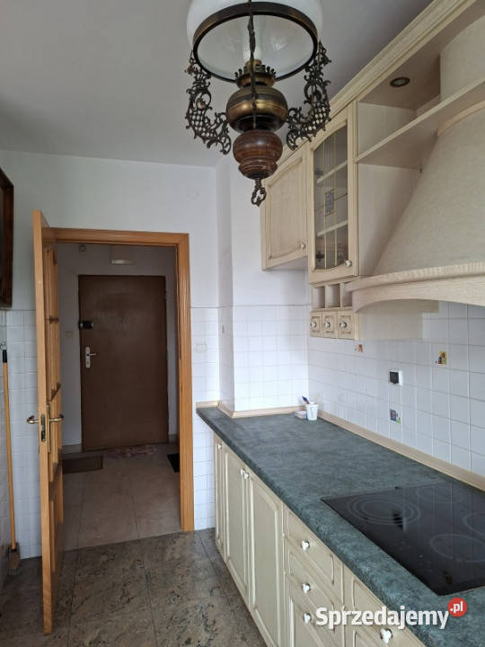 Sprzedam widne i ciche mieszkanie na Warszawa