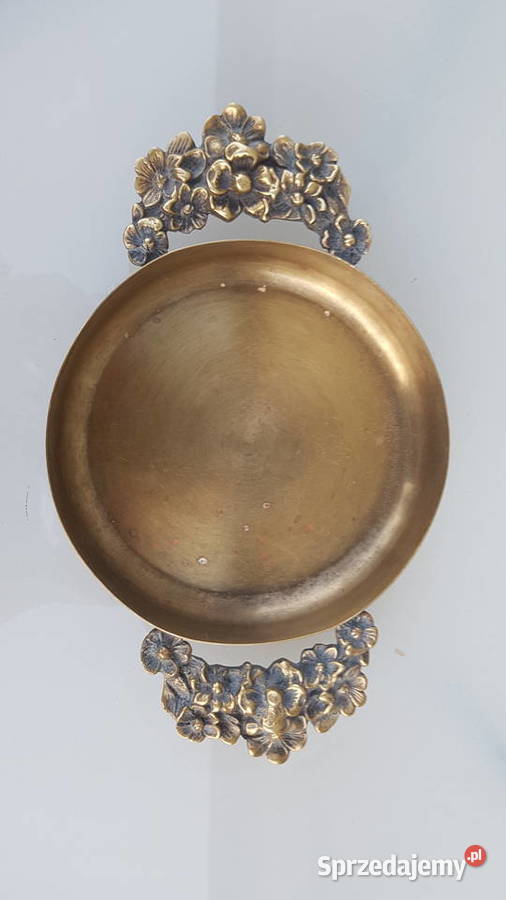 Niewielka tacka patera z mosiądzu śląskie Myszków