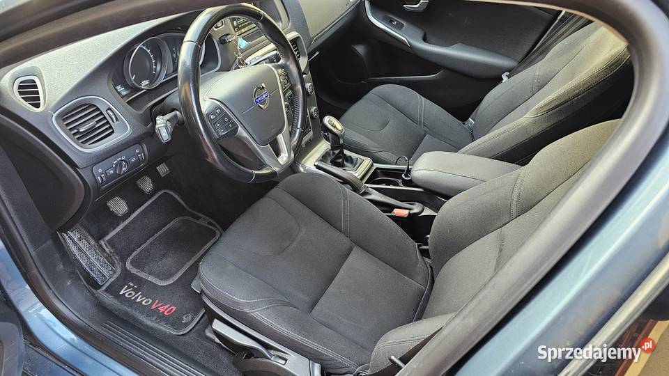 Volvo V40 16 T3 150 Lift 2012r Manual Kamera 2 Zarszyn