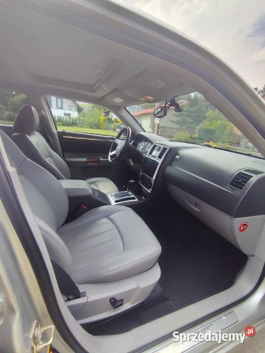 Piękny Chrysler 300C CRD możliwa zamiana Pieszyce