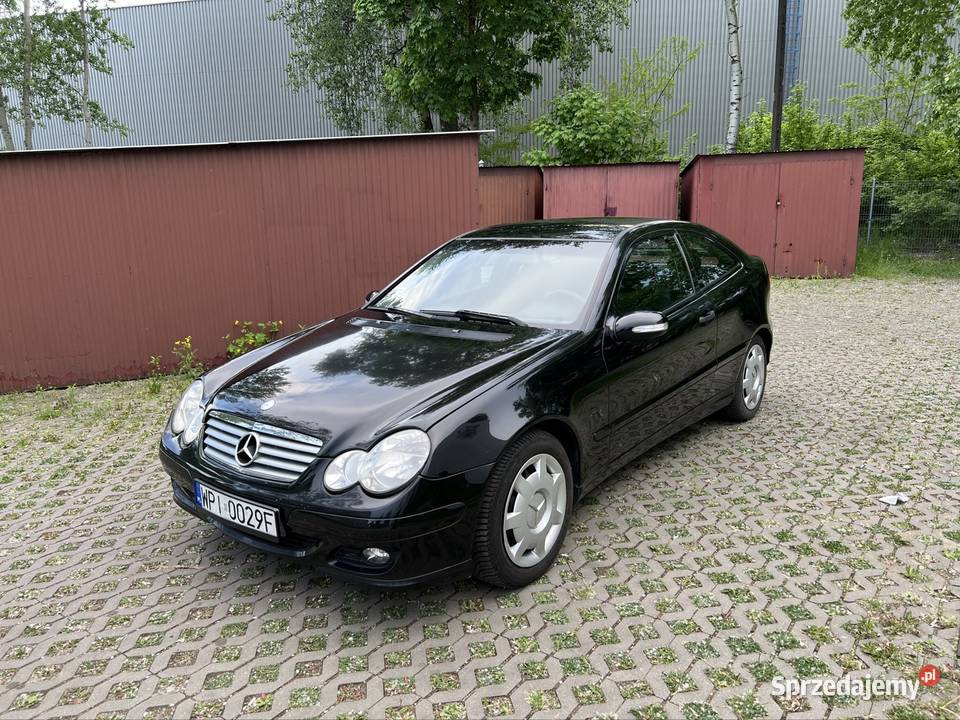 Mercedesbenz C klasa lift 2004 hak kurtyny powietrzne