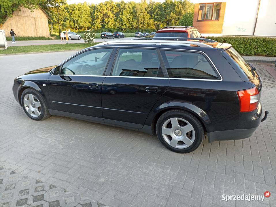 Czarne Audi A4 B6 19 TDI 131 Kombi Xenon 375390km Świdnik