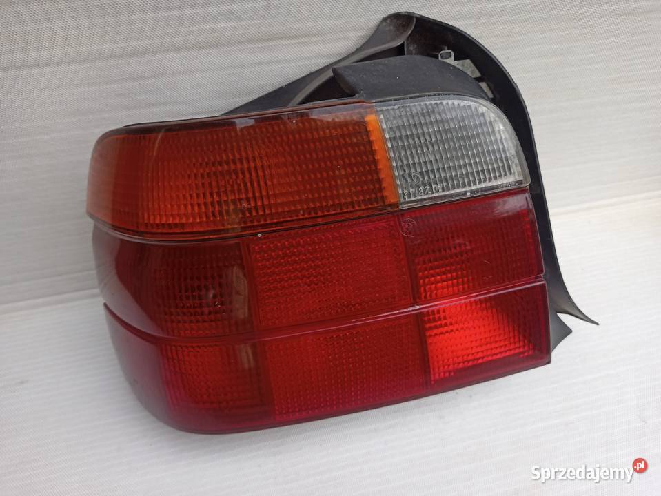 BMW E36 Compact lampa tył tylna lewa wkład