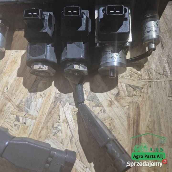 Blok hydrauliczny G931100600011 Fendt 936 Vario Hydraulika