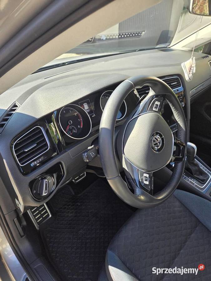 Volkswagen Golf VII 15 TSI IIQ Drive DSG Szczecin