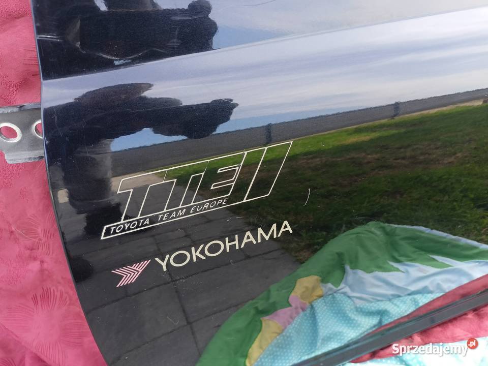 Drzwi prawe lewe Toyota Yaris P1 9905 kod osobowe Zalesie Górne sprzedam