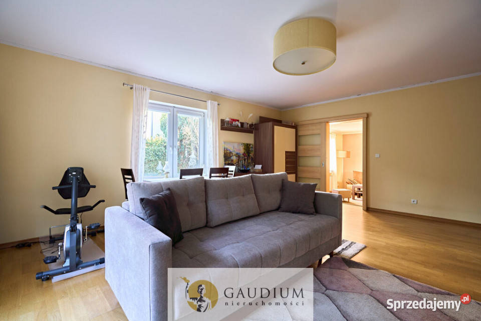 Kameralny dom w Rumi Rumia sprzedam