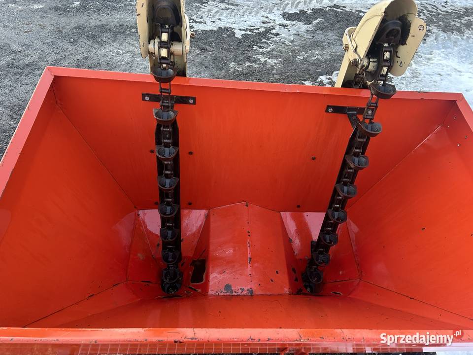 Sadzarka do ziemniaków kubełkowa Akpil duży kosz nieuszkodzony