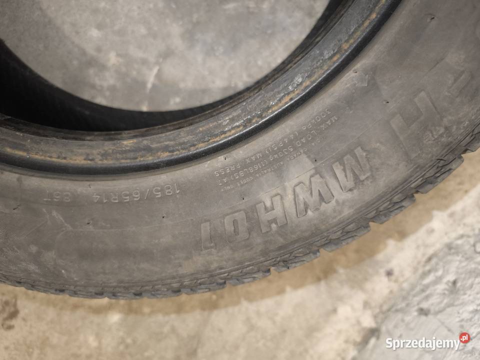 Komplet Używanych Opon Zimowych Dynamo SnowH Białogard