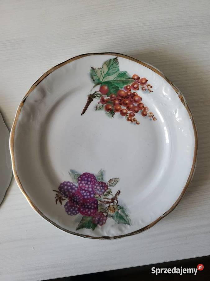 Talerze deserowe 19 Porcelana Wałbrzych Jastrzębia sprzedam