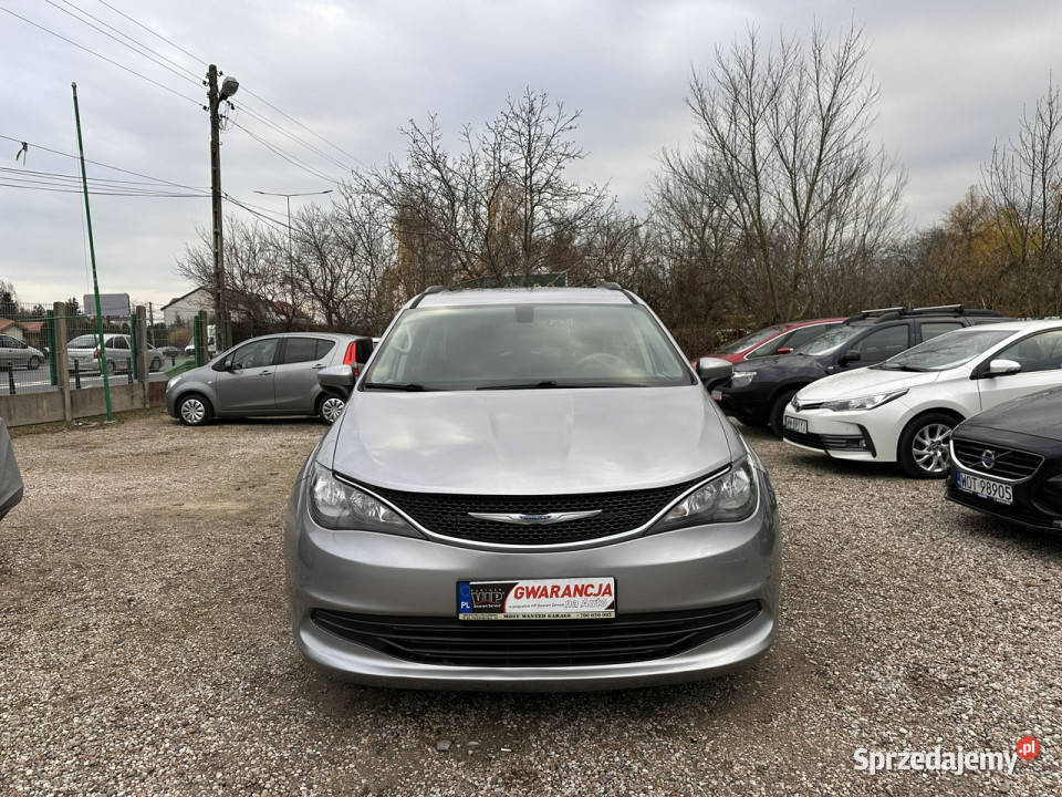 Chrysler Pacifica 36 benzynaAutomat8 Zarejestrowany w Polsce mazowieckie Warszawa