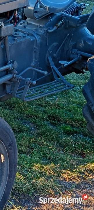 Sprzedam podstopnie do Fergusona TEATED 20 FE 35 Kabina i karoseria Gniezno