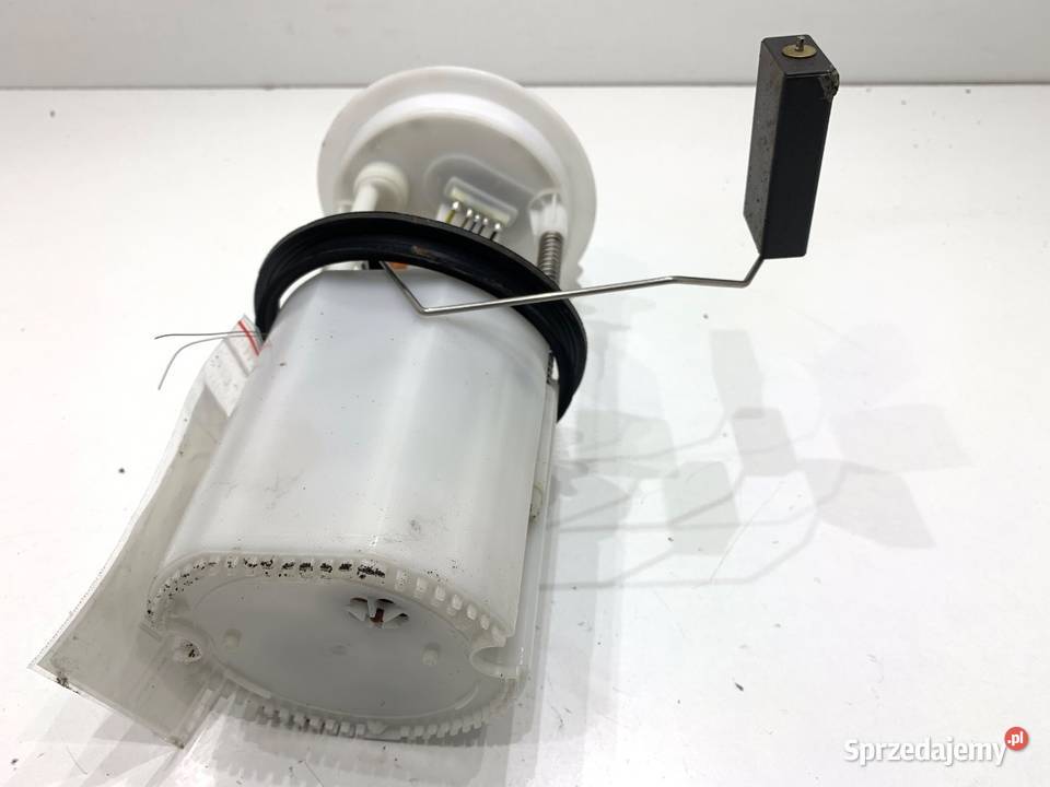 POMPA PALIWA VW GOLF V 16 102 0310 BAKU