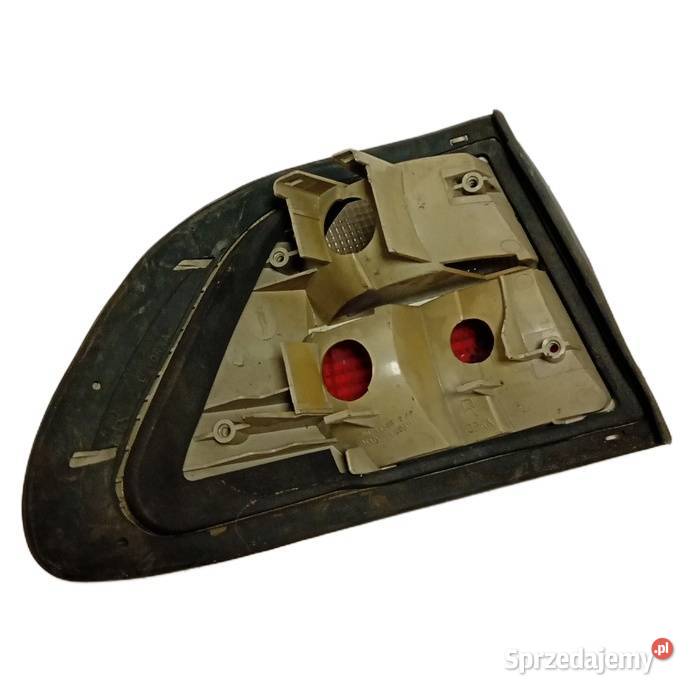 Lampa tylna prawa Opel Omega B sedan klapa prawe