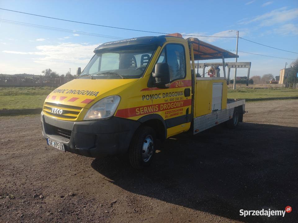Iveco daily holownik laweta pomoc drogowa Częstochowa
