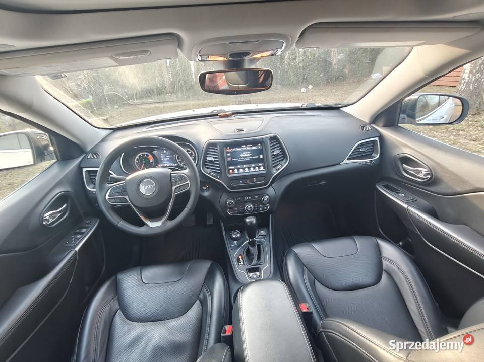 Jeep Cherokee 32 LPG panorama martwe pole kamera Sławno