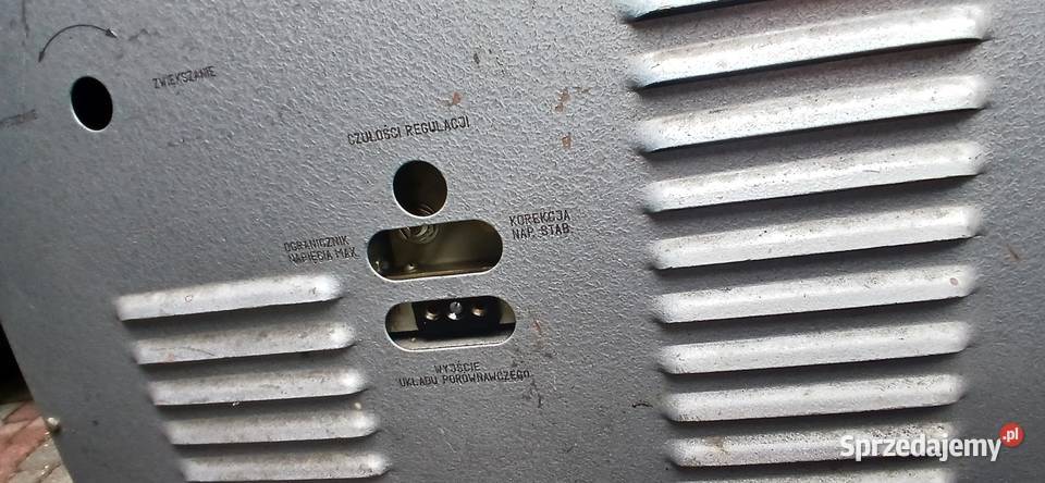 Stabilizator napięcia radiostacja wojskowa R140 Skierniewice