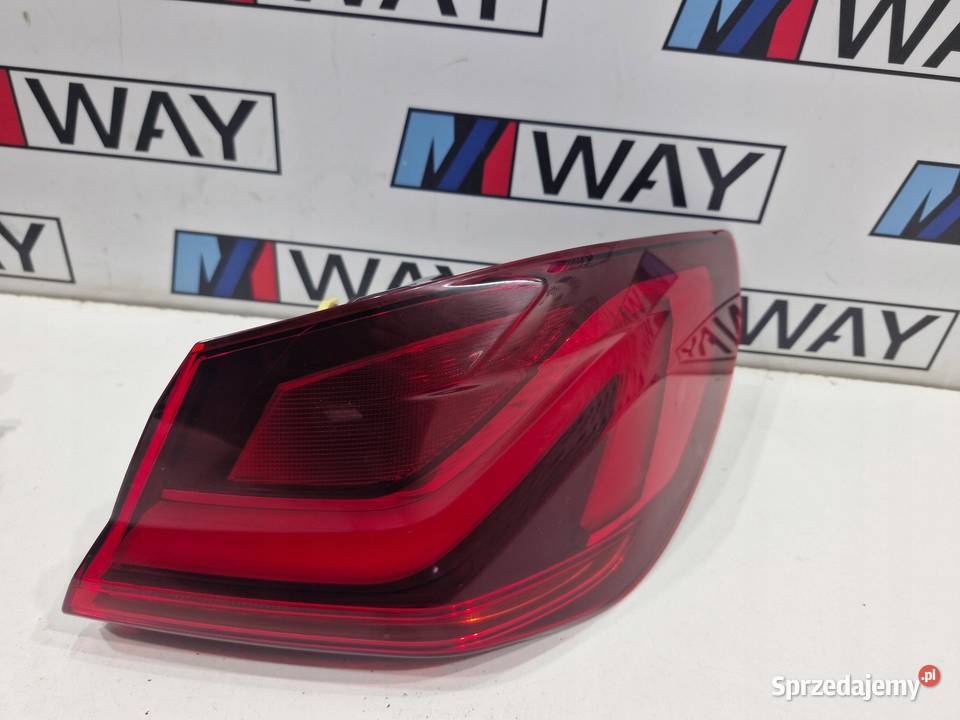 BMW 1 F40 LAMPY TYŁ KOMPLET LEWA PRAWA ORYGINAŁ