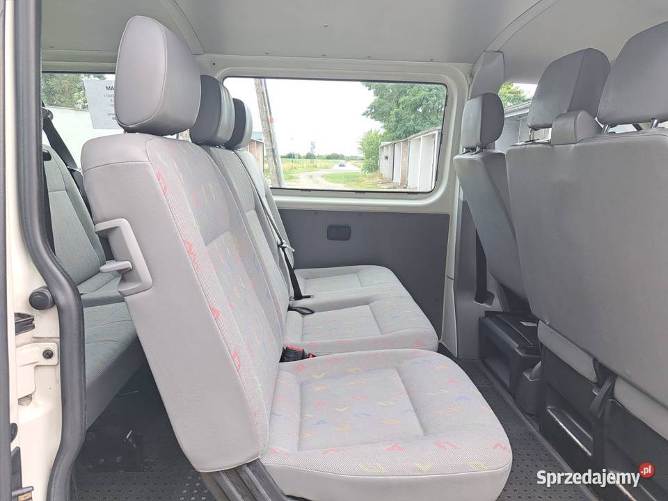 Volkswagen Transporter T5 19 TDI 84 9osobowy 1 manualna Świdwin