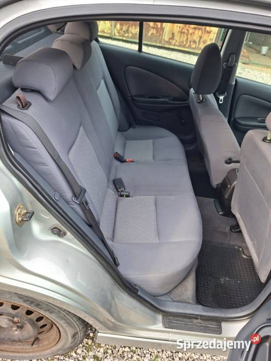 Nissan Almera 15 benzyna 98 2004 zadbany elektryczne szyby Wierzbica-Kolonia