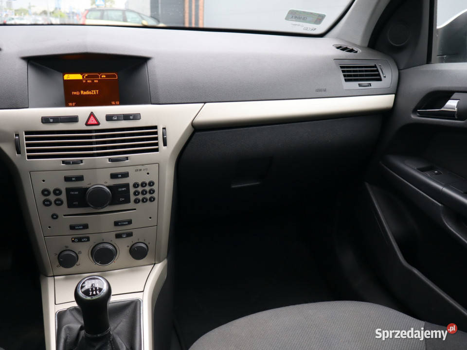 Opel Astra 19 CDTI Piaseczno