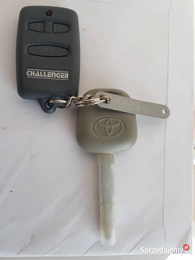 Kluczyk oryginalny TOYOTA YARIS I z pilotem Białystok