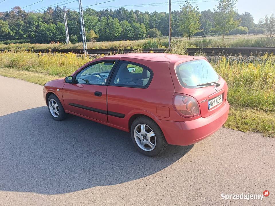 Nissan almera Hatchback mazowieckie Piaseczno