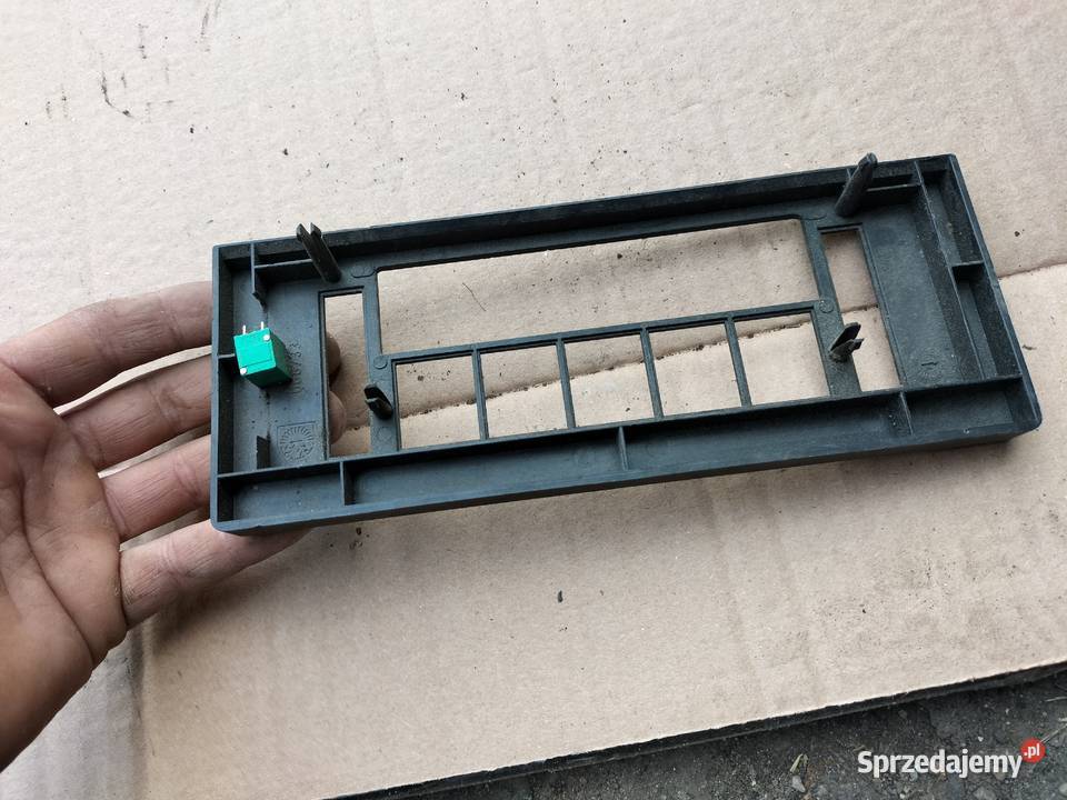 RAMKA PANELU NAWIEWU MODULO MMI VW GOLF 4 BORA Kamień-Kolonia