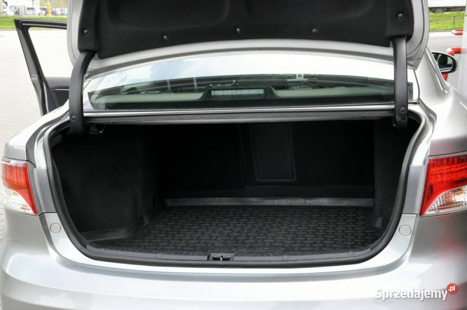 Toyota Avensis Toyota Avensis 18VVTi 147 Samochody osobowe mazowieckie