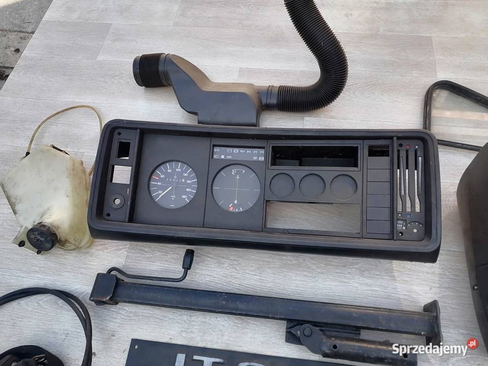 Części różne VW LT 28 31 35 45 licznik lampa Tenczynek