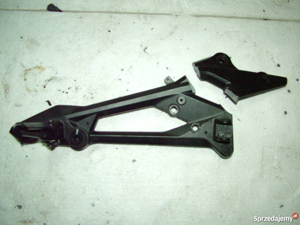 Kawasaki Z 800 Set prawy tył podnóżek Turek