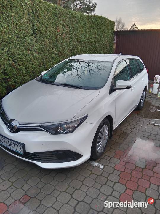 Sprzedam Sobienie-Jeziory sprzedam