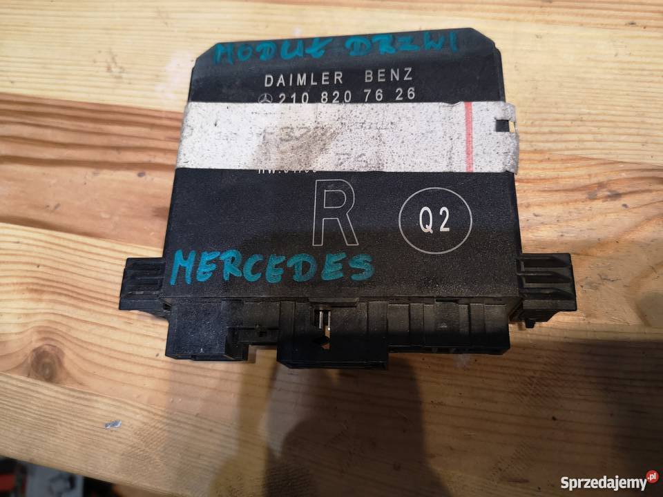 Sterownik modułu drzwi 210 820 76 26 Mercedes Pozostałe Margonin sprzedam