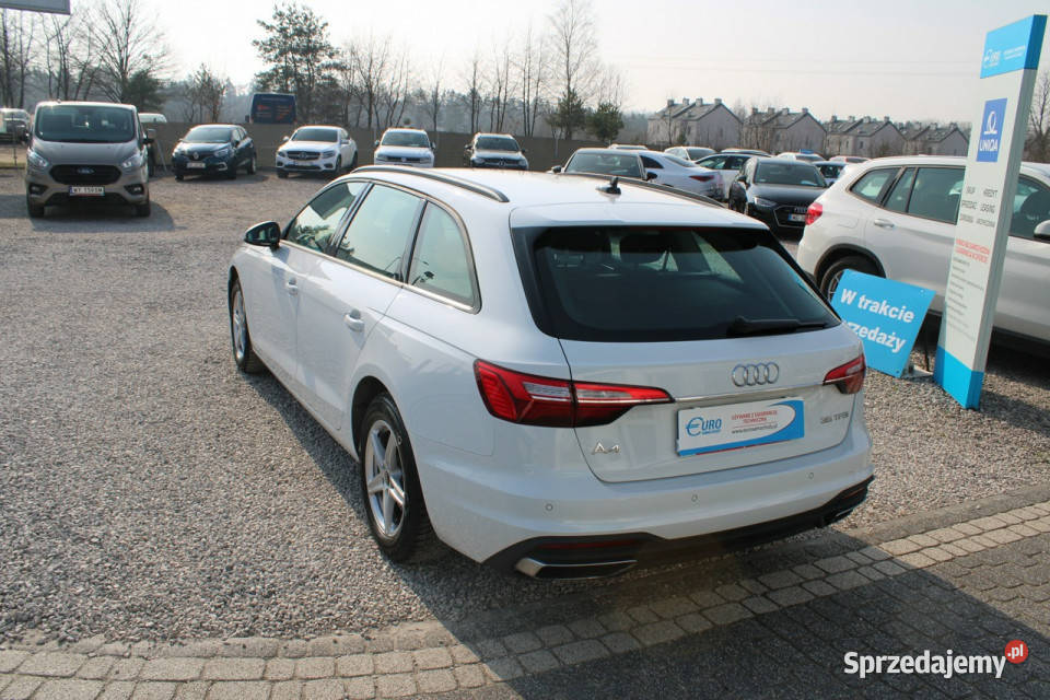 Audi A4 Gwarancja GFotele Automat Kamera Navi B9 automatyczna Warszawa