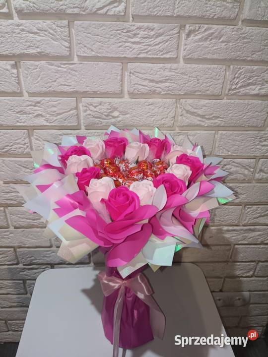 Bukiet walentykowy z róż mydlanych Ratyń