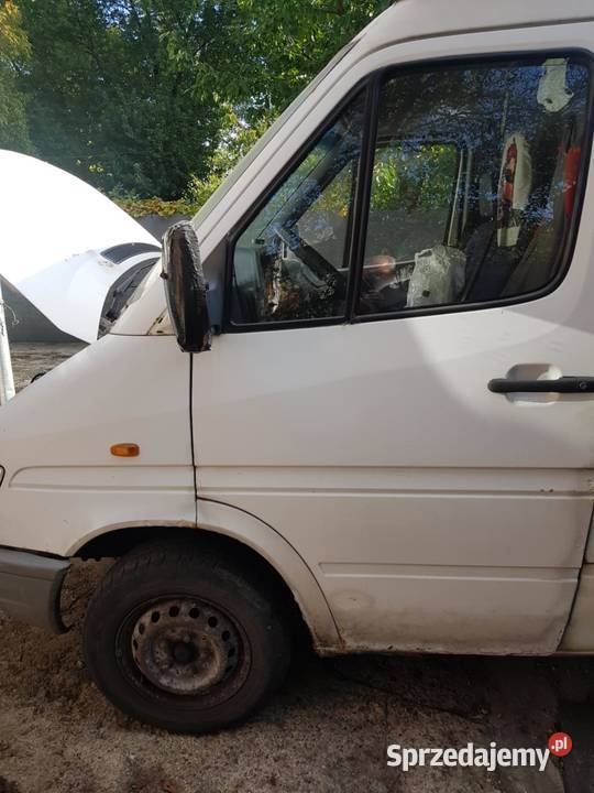 Mercedes Sprinter 208D 23