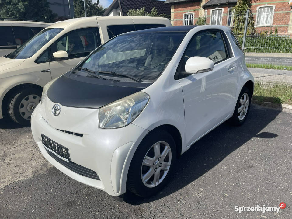 Toyota iQ Toyota iQ Klima Hatchback Syców