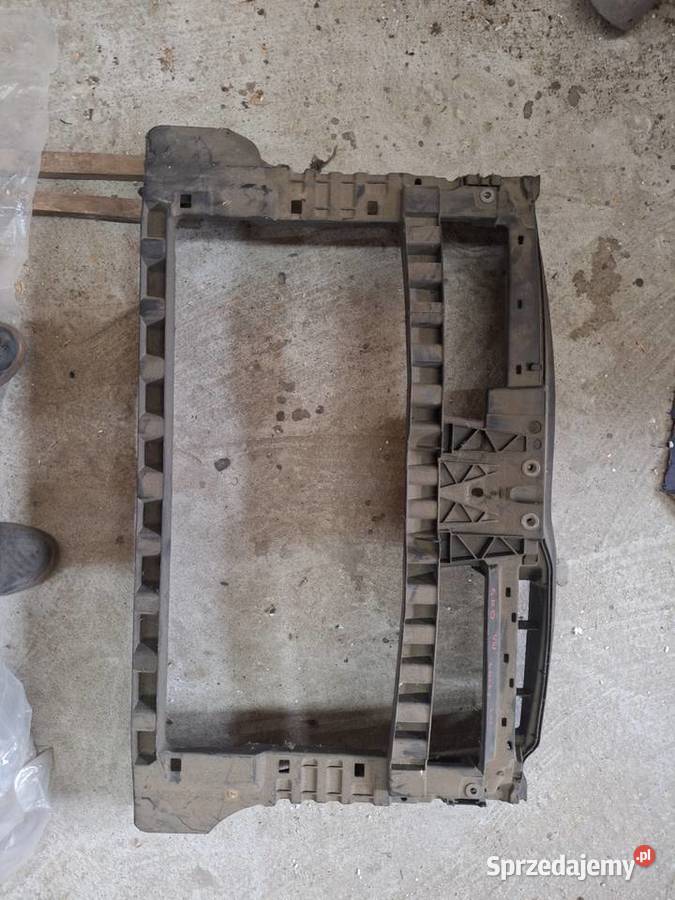 Pas przedni i belka golf 6