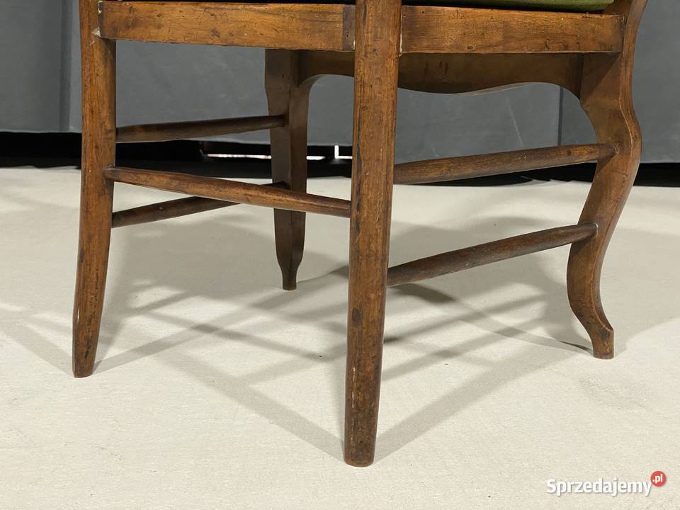 Fotel stylowy z rafią orzech Budno sprzedam