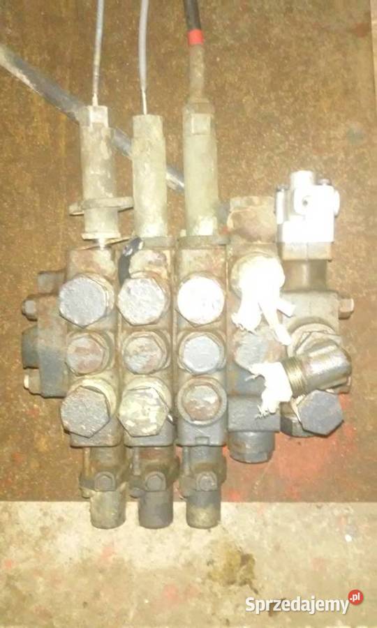 Rozdzielacz hydrauliczny Renault 11054 do 15554 Złotniki Kujawskie
