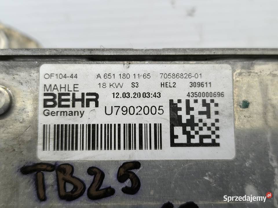 CHŁODNICA OLEJU MERCEDES EKLASA W212 22 CDI