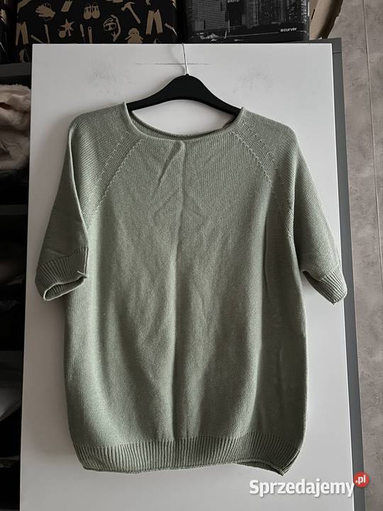 Sweterek zielony