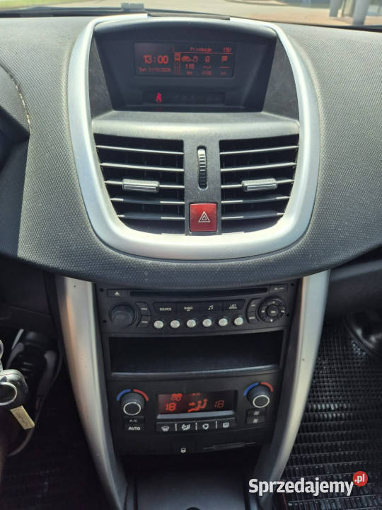 Peugeot 207 ładny klimatronic Serwisowany manualna 207 Samochody osobowe Warszawa