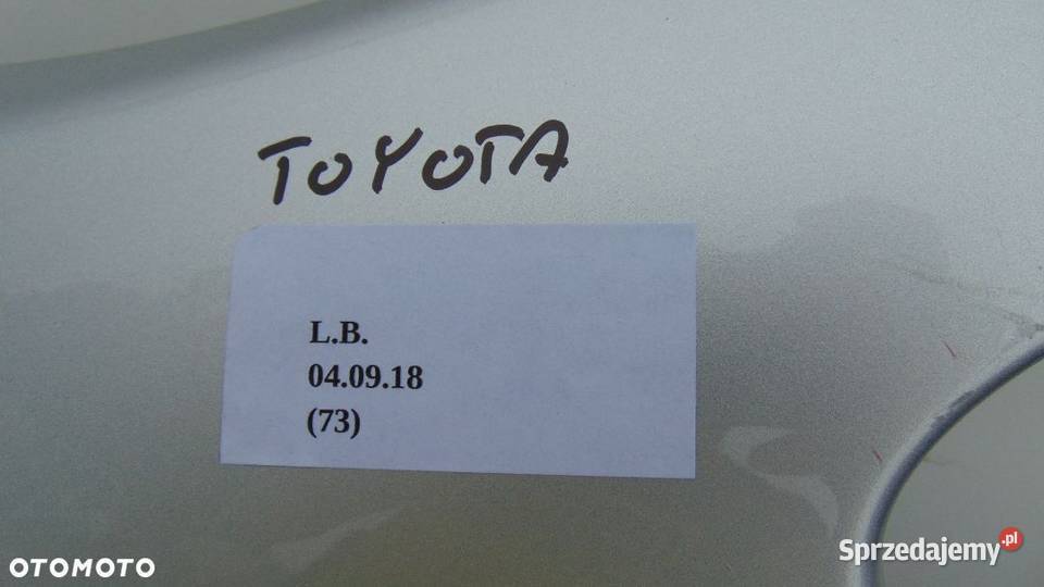 BŁOTNIK LEWY PRZÓD TOYOTA AURIS I wielkopolskie Nowy Tomyśl
