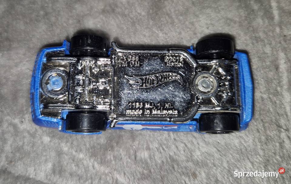 Autko resorak Hot Wheels Corvette Grand Sport Łódź