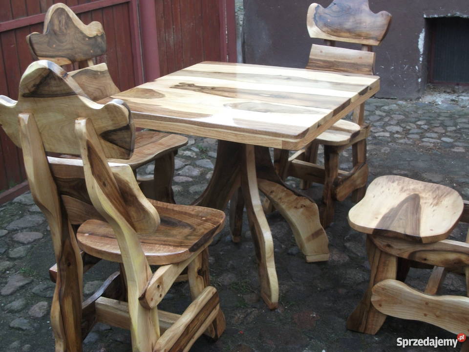 Meble ogrodowe z orzecha włoskiego Grotniki