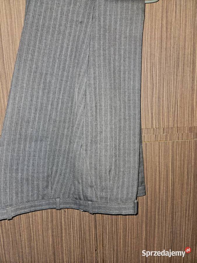 Garnitur męski szary w prążki Bytom Wełna