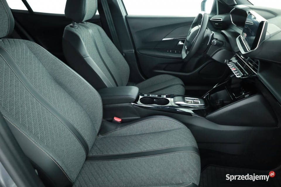 Peugeot 2008 12 PureTech Rok produkcji 2024 Piaseczno