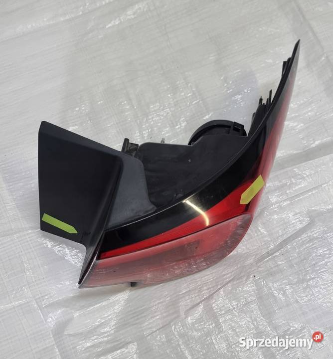 LAMPA PRAWA PRAWY TYŁ OPEL ASTRA K V HB 39015944 sprzedam