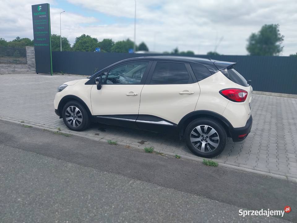 Renault Captur poj 12 benzyna 2016 Przemyśl